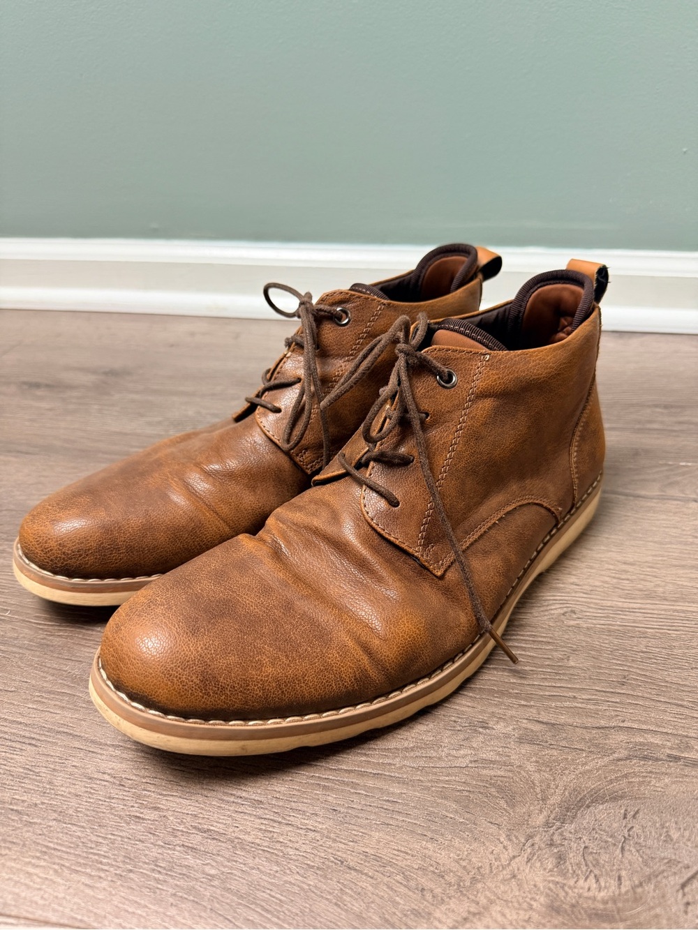 Madden Brawly Lace-Up Chukka Boots Men's Size 10.5 Cognac | Excellent Condition